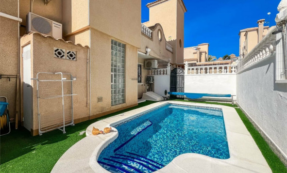 Reventa - 3. Casa indepiende - Orihuela Costa - Costa Blanca Sur