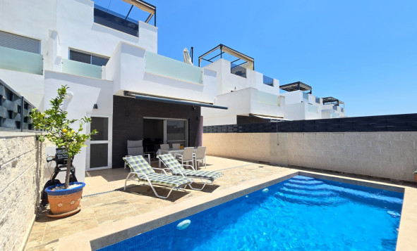 Resale - Villa * - Ciudad Quesada * - Doña Pepa *
