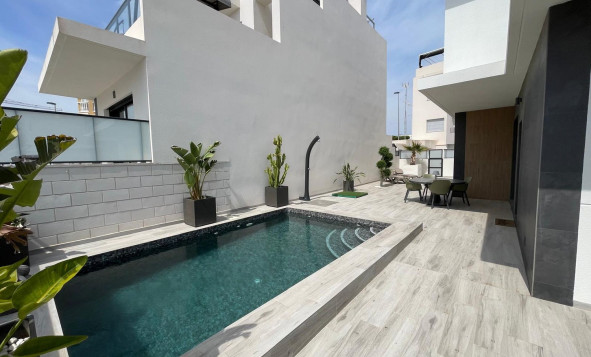 Reventa - 3. Casa indepiende - Benijófar - Costa Blanca Sur