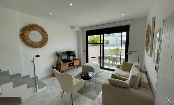 Reventa - 3. Casa indepiende - Benijófar - Costa Blanca Sur
