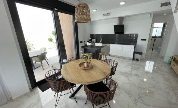 Reventa - 3. Casa indepiende - Benijófar - Costa Blanca Sur