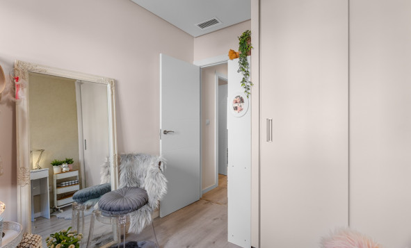 Reventa - 1. Apartamento / piso - Orihuela Costa - Costa Blanca Sur