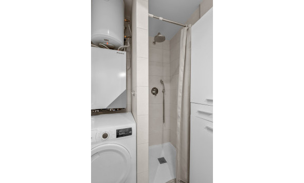 Reventa - 1. Apartamento / piso - Orihuela Costa - Costa Blanca Sur