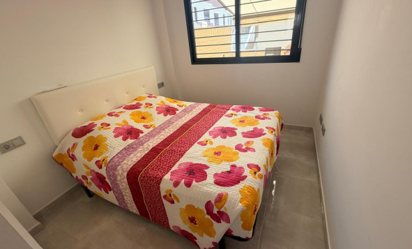 Reventa - 1. Apartamento / piso - Orihuela Costa - Costa Blanca Sur