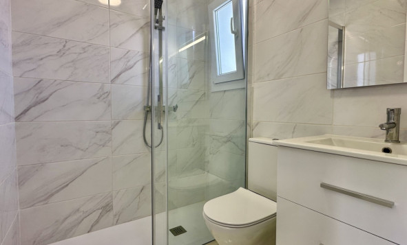 Resale - 2. Town house - Torrevieja - Costa Blanca South