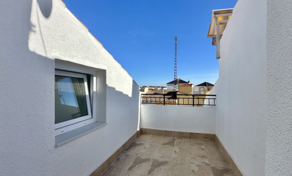 Resale - 2. Town house - Torrevieja - Costa Blanca South