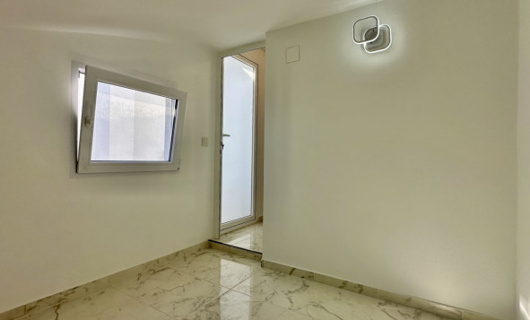 Resale - 2. Town house - Torrevieja - Costa Blanca South