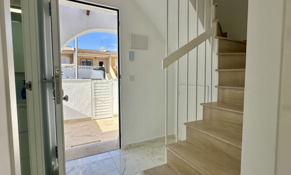 Resale - 2. Town house - Torrevieja - Costa Blanca South