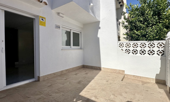 Resale - 2. Town house - Torrevieja - Costa Blanca South