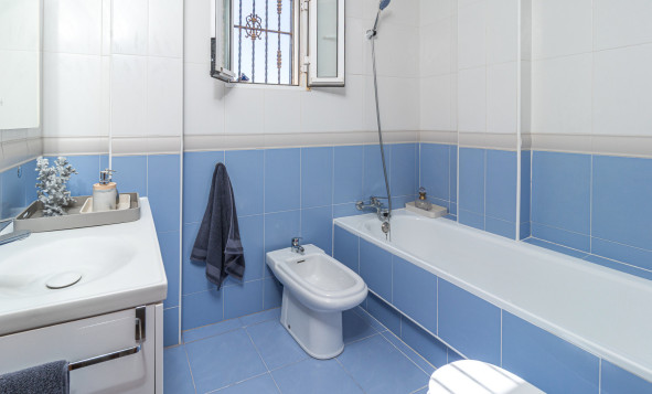 Reventa - 2. Chalet adosado - Playa Flamenca - Costa Blanca Sur