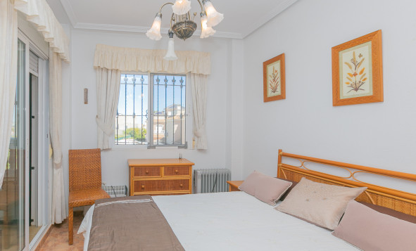 Herverkoop - 4. Halfvrijstaande villa - La Zenia - Costa Blanca Zuid