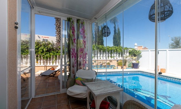 Herverkoop - 4. Halfvrijstaande villa - La Zenia - Costa Blanca Zuid