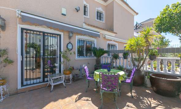 Herverkoop - 4. Halfvrijstaande villa - La Zenia - Costa Blanca Zuid