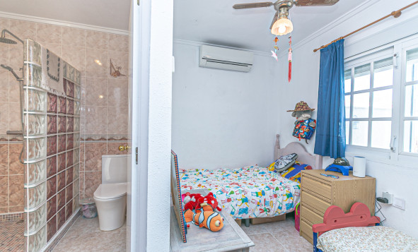 Reventa - 4. Chalet pareado - Los Balcones - Costa Blanca Sur