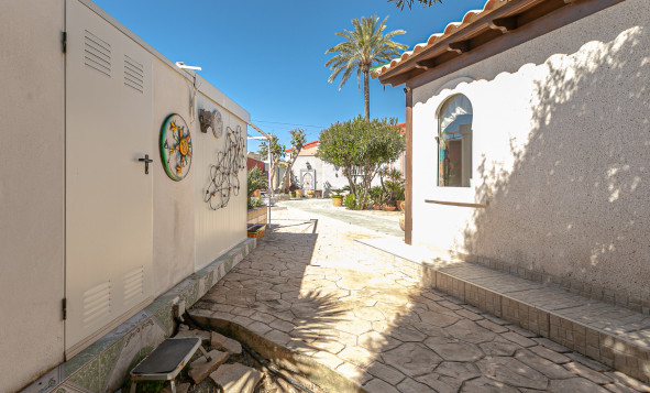 Reventa - 4. Chalet pareado - Los Balcones - Costa Blanca Sur