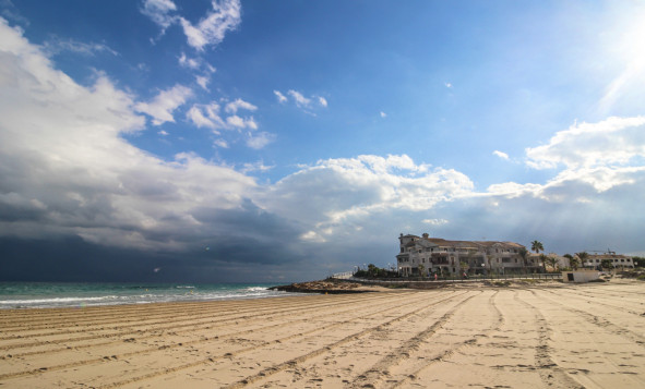 Reventa - 2. Chalet adosado - Playa Flamenca - Costa Blanca Sur