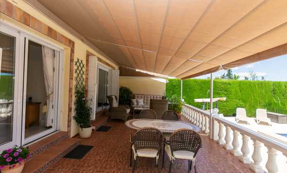 Herverkoop - 4. Halfvrijstaande villa - Los Balcones - Costa Blanca Zuid