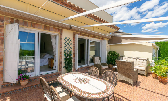 Herverkoop - 4. Halfvrijstaande villa - Los Balcones - Costa Blanca Zuid