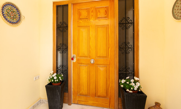 Herverkoop - 4. Halfvrijstaande villa - Los Balcones - Costa Blanca Zuid