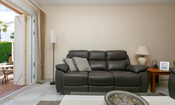 Herverkoop - 4. Halfvrijstaande villa - Los Balcones - Costa Blanca Zuid
