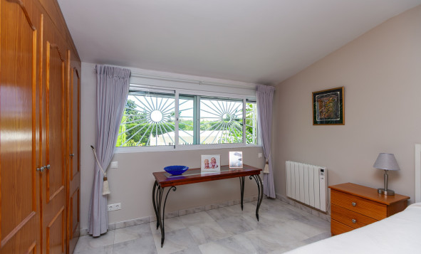 Herverkoop - 4. Halfvrijstaande villa - Los Balcones - Costa Blanca Zuid