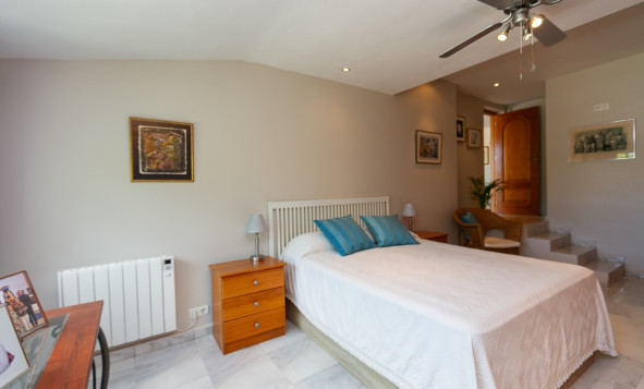 Herverkoop - 4. Halfvrijstaande villa - Los Balcones - Costa Blanca Zuid
