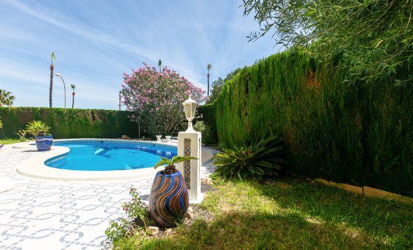 Resale - 3. Detached house - Villamartin - Rioja