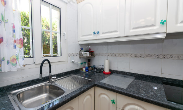 Resale - 3. Detached house - Villamartin - Rioja