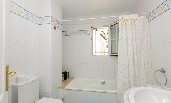 Resale - 3. Detached house - Villamartin - Rioja