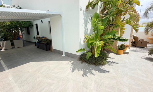 Resale - 4. House - Detached Villa - Los Montesinos - Costa Blanca South