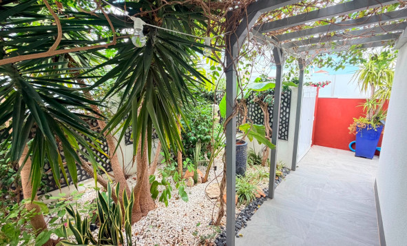 Resale - 4. House - Detached Villa - Los Montesinos - Costa Blanca South