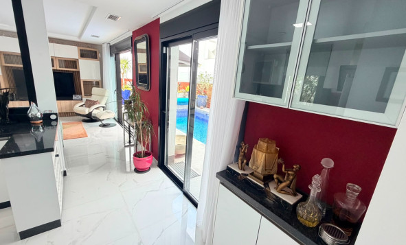Resale - 4. House - Detached Villa - Los Montesinos - Costa Blanca South