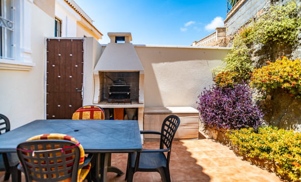 Reventa - 3. Casa indepiende - LOS URRUTIAS - Costa Calida