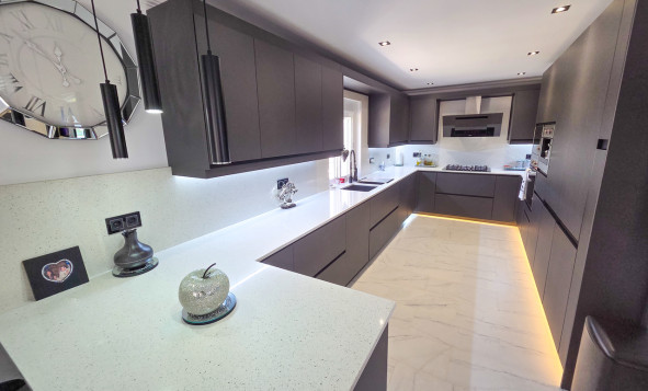 Reventa - 3. Casa indepiende - Crevillent - Costa Blanca Sur