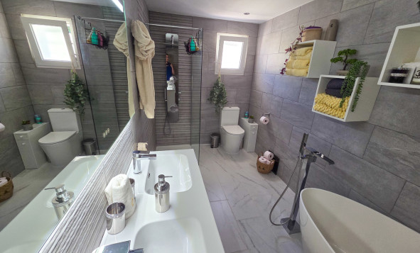 Reventa - 3. Casa indepiende - Crevillent - Costa Blanca Sur