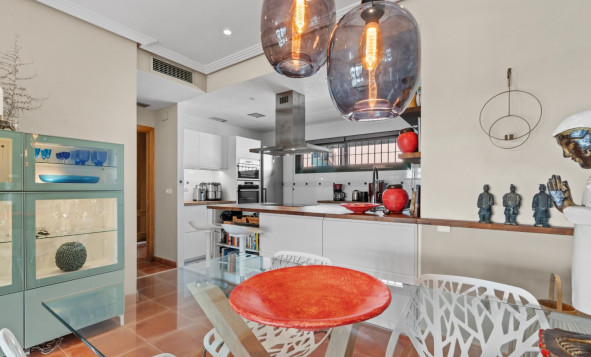 Resale - 1. Apartment / flat - Playa San Juan - Costa Blanca North