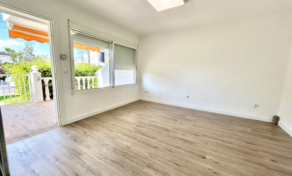 Resale - 1. Apartment / flat - Villamartin - Costa Blanca South