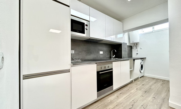Resale - 1. Apartment / flat - Villamartin - Costa Blanca South