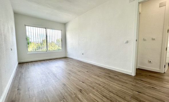 Resale - 1. Apartment / flat - Villamartin - Costa Blanca South