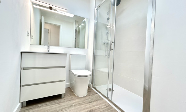 Resale - 1. Apartment / flat - Villamartin - Costa Blanca South