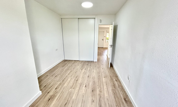 Resale - 1. Apartment / flat - Villamartin - Costa Blanca South