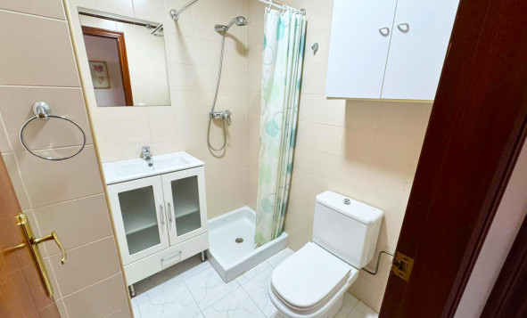 Reventa - 1. Apartamento / piso - San Miguel de Salinas - Costa Blanca Sur