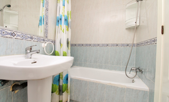 Herverkoop - 1. Appartement / flat - Villamartin - Costa Blanca Zuid