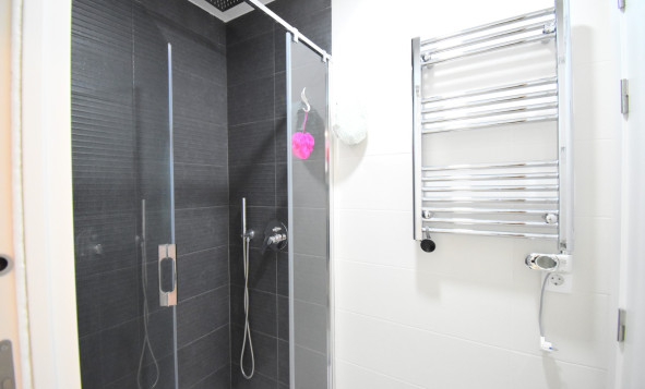 Reventa - 1. Apartamento / piso - Orihuela Costa - Costa Blanca Sur