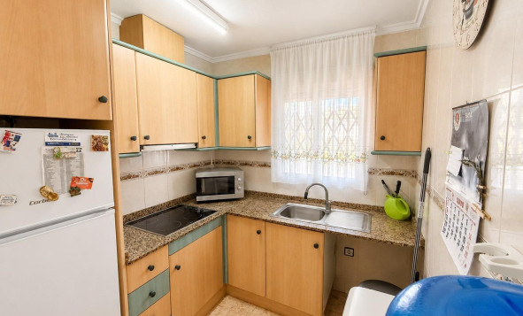 Herverkoop - 1. Appartement / flat - Torrevieja - Costa Blanca Zuid
