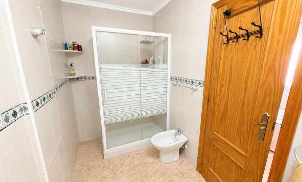 Herverkoop - 1. Appartement / flat - Torrevieja - Costa Blanca Zuid