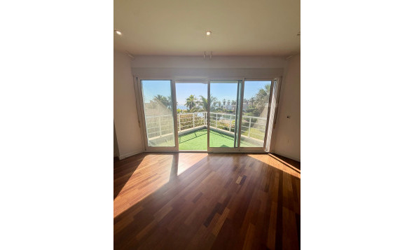 Reventa - 3. Casa indepiende - La Manga del Mar Menor - Costa Calida
