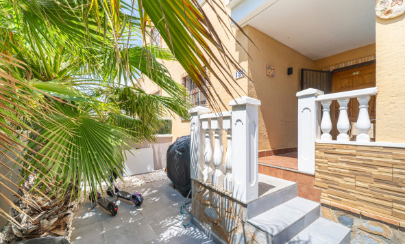 Resale - 4. Semi-detached villa - Ciudad Quesada - Costa Blanca South