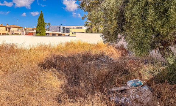 Reventa - Terreno edificable - Santiago de Ribera - zona san blas