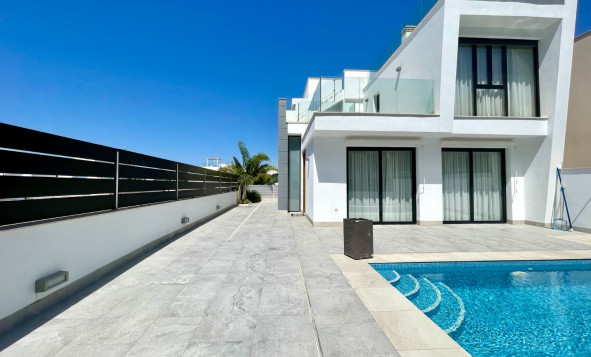 Reventa - 3. Casa indepiende - Benijófar - Costa Blanca Sur